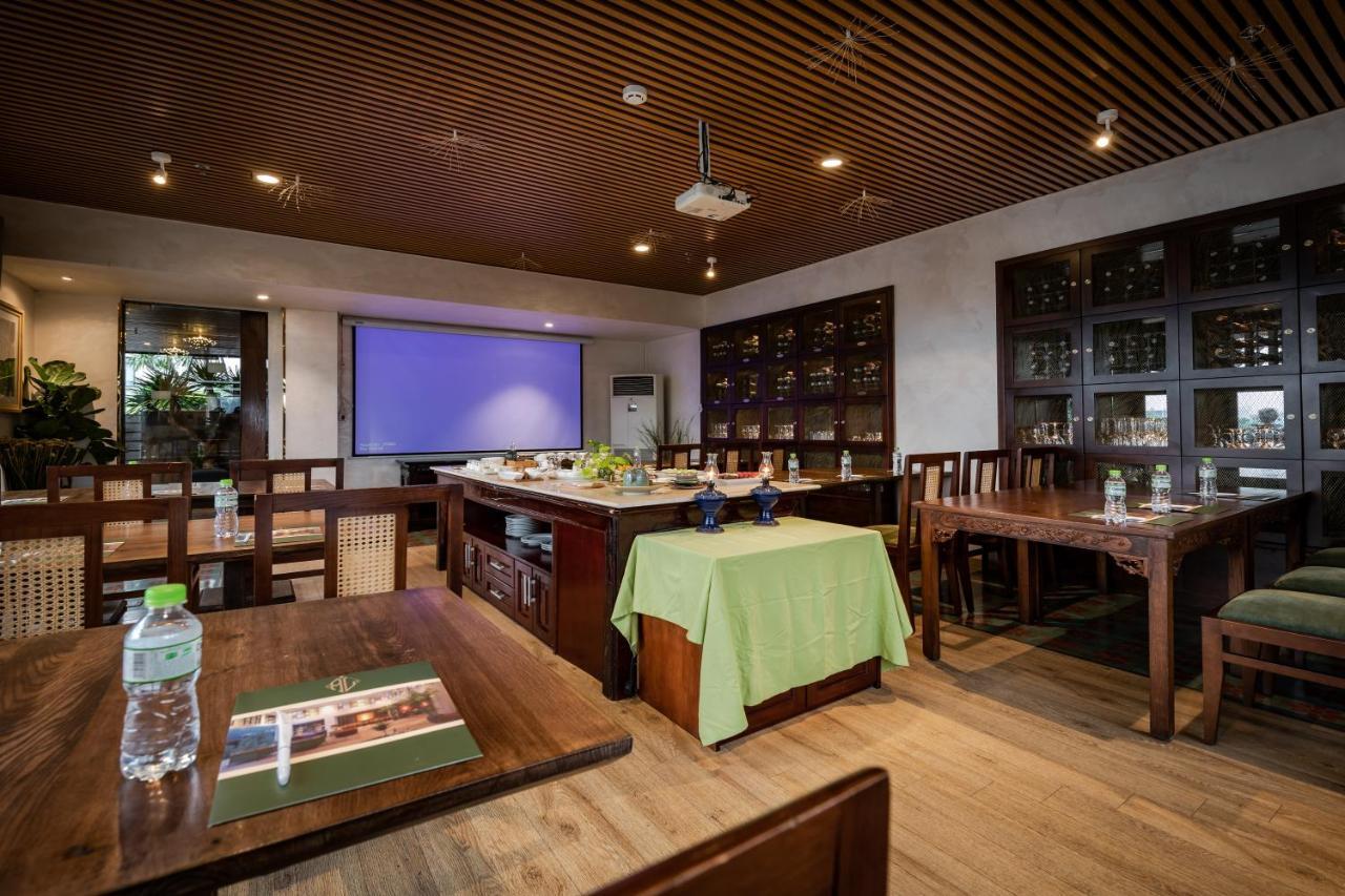 Au Lac Legend Hotel Ho Chi Minh City Exterior photo